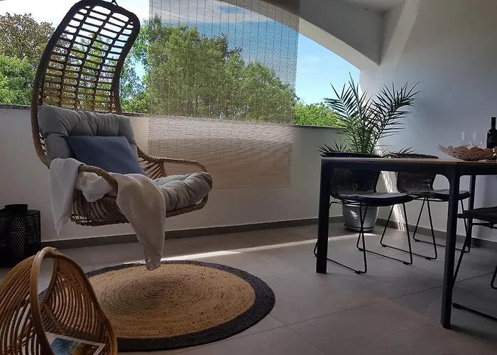 Evamaria アパート ポレッチ